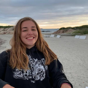 Meet your Posher, Emma